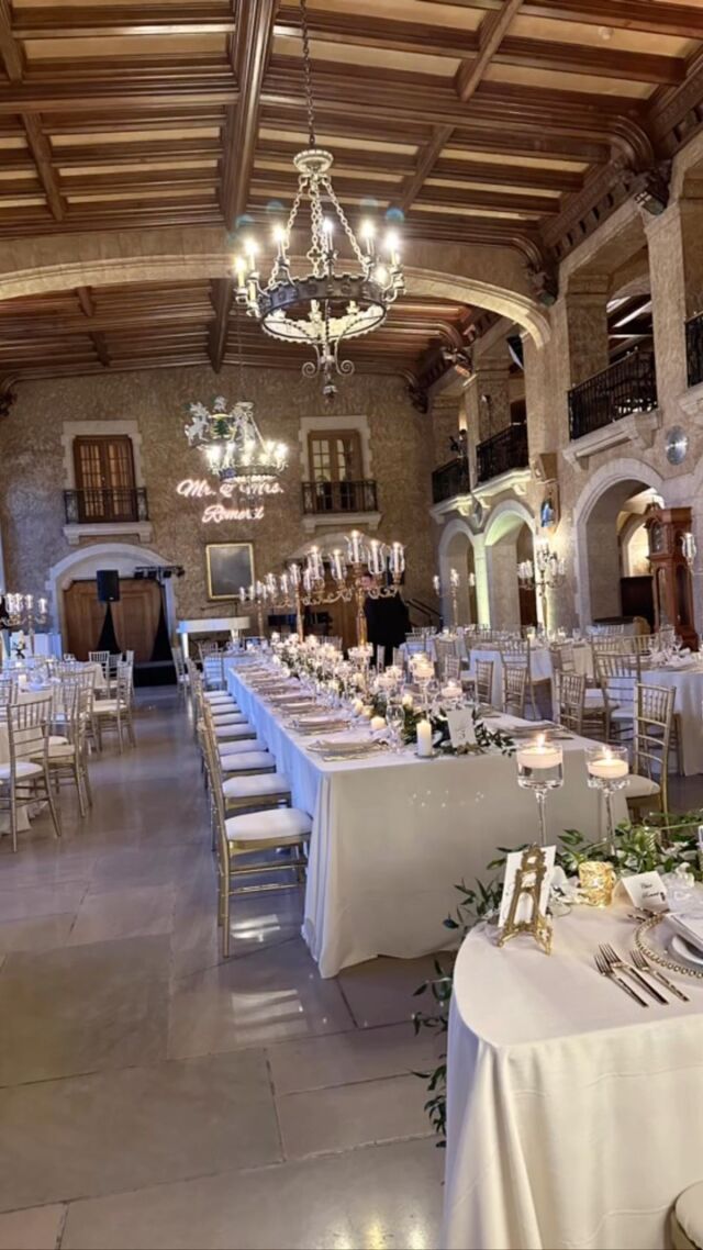 It’s always magical at the castle. 🪩🤍

Planning & Design @lynnfletcherweddings 
Venue: @fairmontbanff 
Florals: @banffmountaintopflowers 
Photographer: @ericdaiglephotography 
Videographer: @parfaitproductions 
DJ: @revolutionentertainmentcompany
